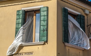 tende, finestre, due, verde, vento, angolo, persiane, casa, vetri