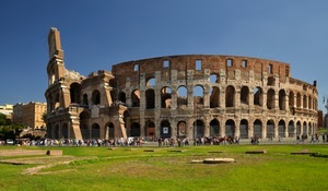 colosseo, roma, prato, archi, persone, monumento, cielo, turisti, anfiteatro